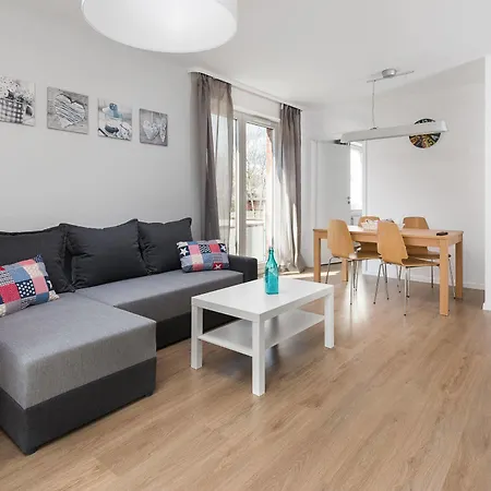 Apartment Apartinfo - Blue Side Family